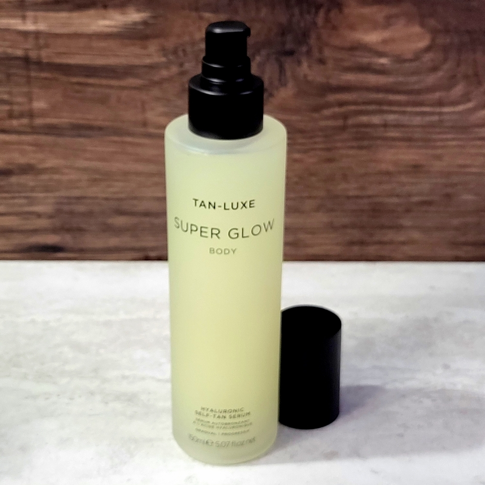 Tan-Luxe Super Glow Body - Hyaluronic Self Tan Serum large size